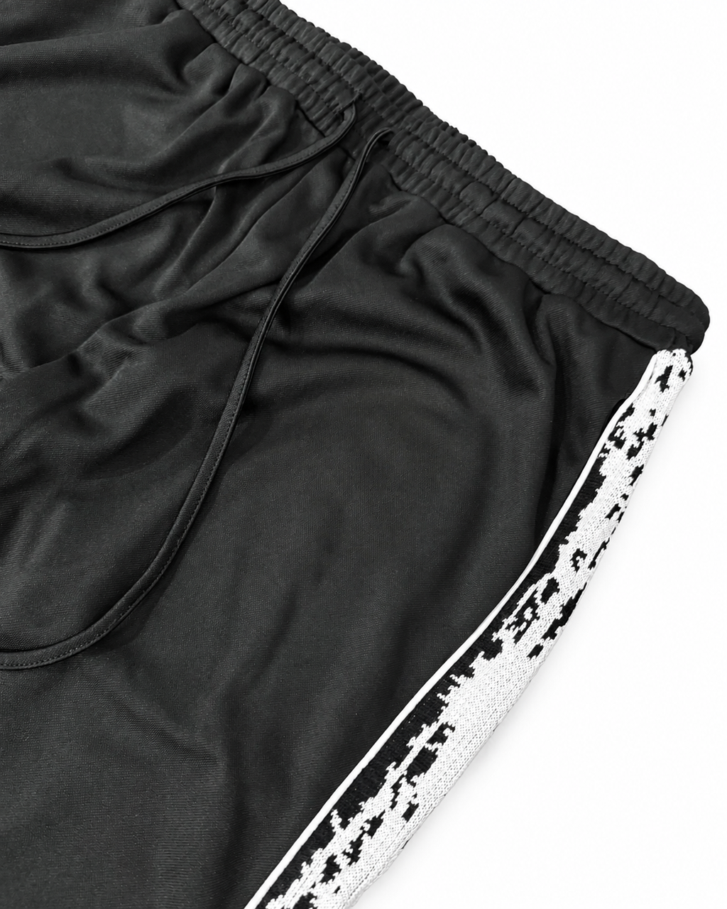 Relations Track Pant [Black]