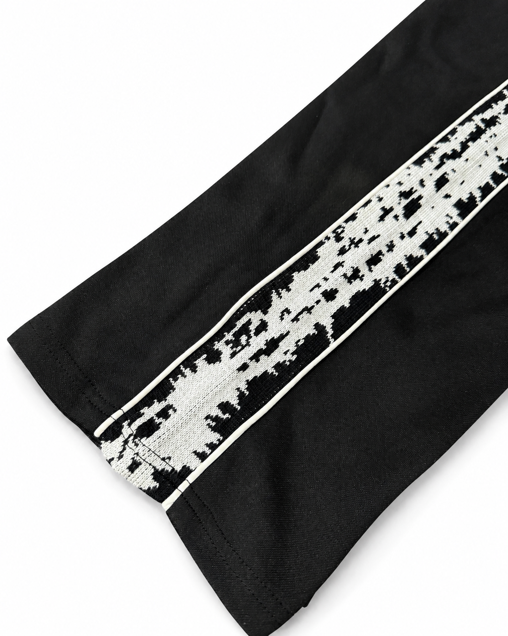 Relations Track Pant [Black]